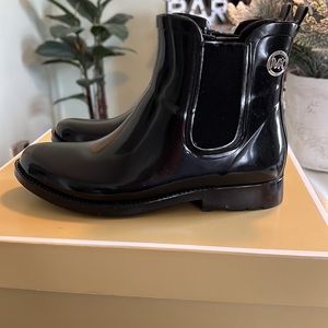 Michael Kors ankle rain boot